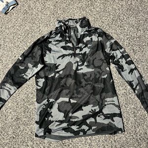 Nike camo dri-fit running 1/4 zip shirt